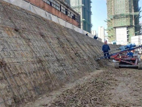 共青城建筑边坡支护
