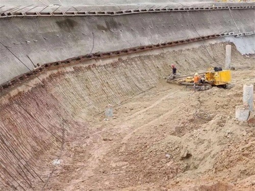 共青城基坑边坡加固